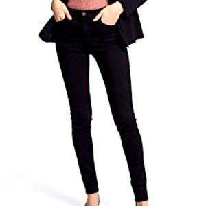 NWT Farrah High-Waist Stretch-Denim Skinny Jeans SZ 28